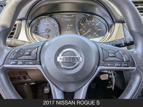 Used 2017 Nissan Rogue S w/ S Appearance Package FWD image 12