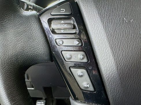 Used 2023 Nissan Armada SL w/ Cargo Package image 24