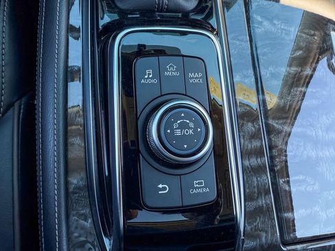 Certified 2021 Nissan Armada Platinum w/ Captain's Chairs Package image 29