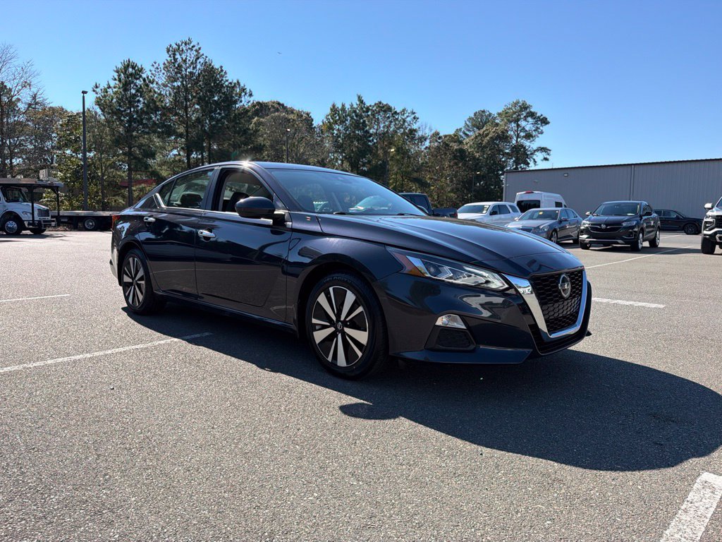 Certified 2022 Nissan Altima 2.5 SV FWD image 4