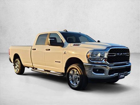 Used 2024 RAM 3500 Big Horn AWD/4WD image 3