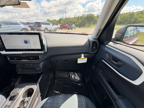 New 2025 Ford Bronco Sport Heritage w/ Convenience Package image 30