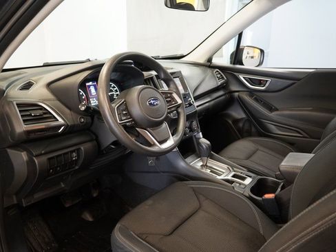 Used 2019 Subaru Forester Base 4D Sport Utility w/ Alloy Wheel Package image 6