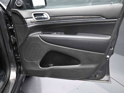 Used 2015 Jeep Grand Cherokee High Altitude AWD/4WD image 21
