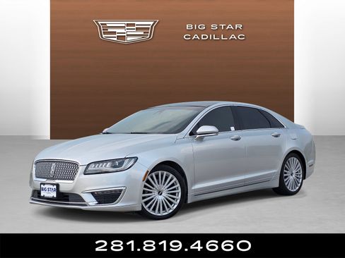 Used 2017 Lincoln MKZ Reserve w/ Climate Package FWD image 1