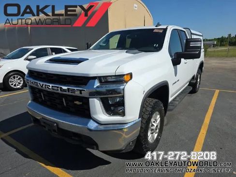Used 2020 Chevrolet Silverado 2500 LT AWD/4WD image 1