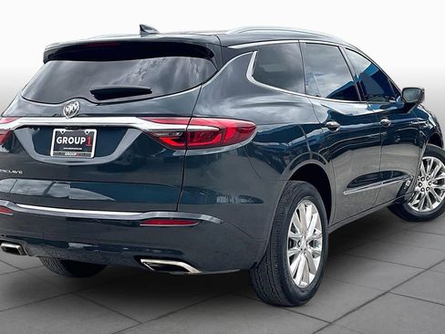Used 2020 Buick Enclave Essence w/ Sound and Sites Package FWD image 12