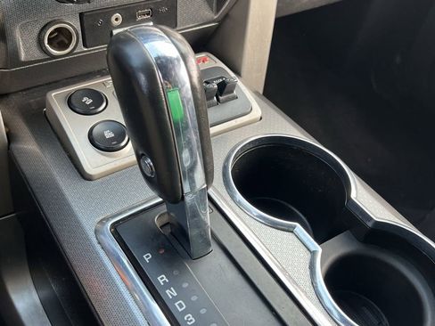 Used 2010 Ford F150 Raptor image 31