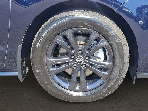 Used 2026 Toyota Sienna XSE image 9