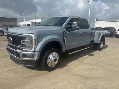Used 2026 Ford F450 Lariat w/ Camper Package AWD/4WD image 3