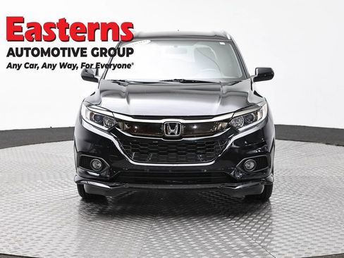 Used 2022 Honda HR-V Sport image 2