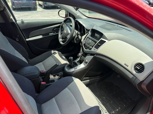Used 2015 Chevrolet Cruze L FWD image 11