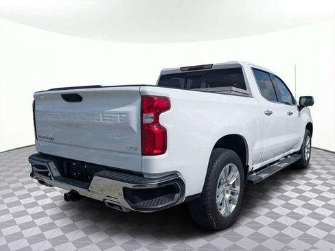 Used 2023 Chevrolet Silverado 1500 LTZ AWD/4WD image 2