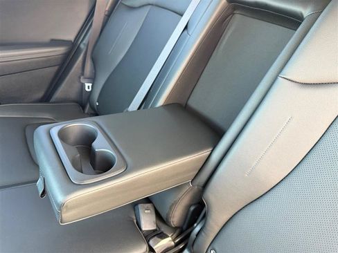 Used 2025 Kia Sportage EX FWD image 16