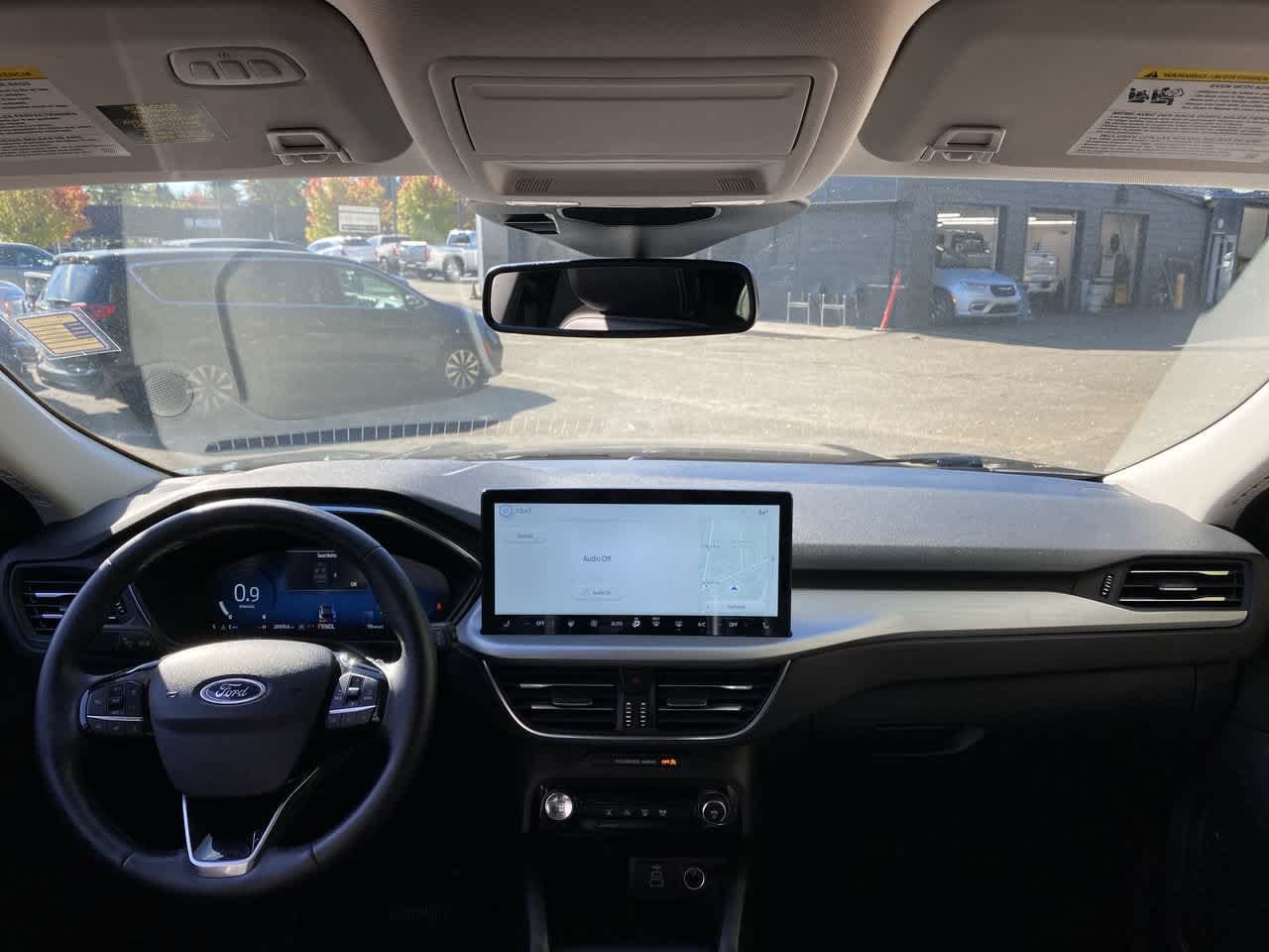 Used 2025 Ford Escape Platinum AWD/4WD image 12