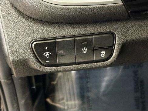 Used 2024 Kia Seltos S image 12