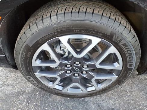 Used 2024 Chevrolet Blazer RS w/ Enhanced Convenience Package image 13