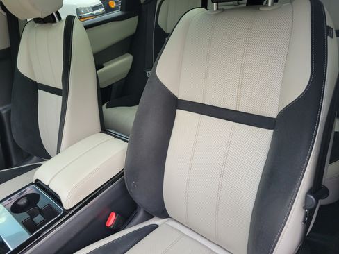 Used 2021 Land Rover Range Rover Velar S AWD/4WD image 6