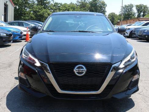 Used 2022 Nissan Altima 2.5 SR FWD image 2