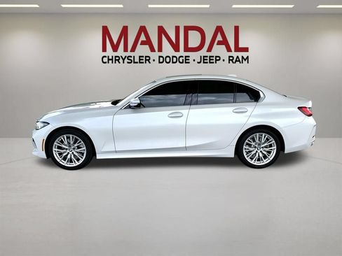 Used 2023 BMW 330i Sedan w/ Driving Assistance Package RWD image 9