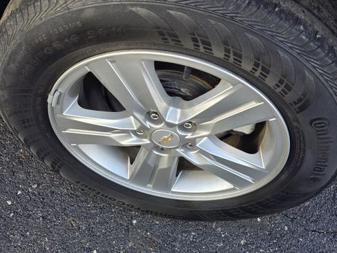 Used 2020 Chevrolet Trax LS w/ Tint and Cruise Package image 23