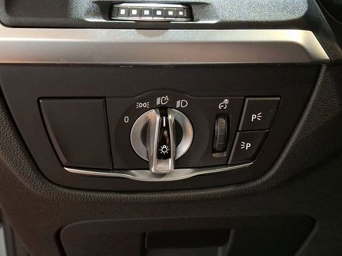 Used 2024 BMW X4 xDrive30i w/ Premium Package image 22