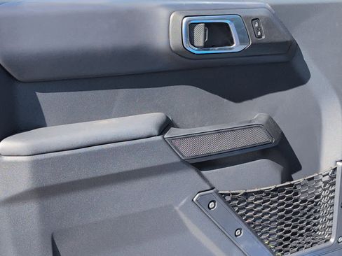 New 2025 Ford Bronco Badlands w/ Sasquatch Package image 6