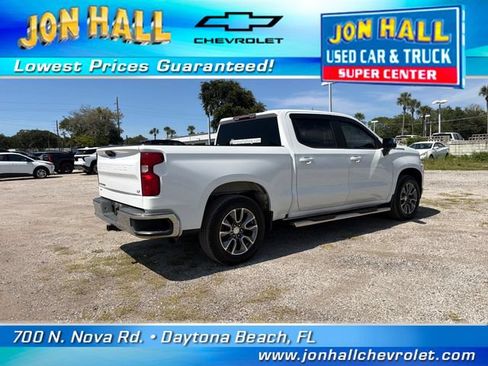 Used 2020 Chevrolet Silverado 1500 LT AWD/4WD image 11
