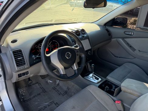 Used 2012 Nissan Altima 2.5 image 10