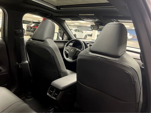 New 2026 Lexus UX 300h AWD image 22
