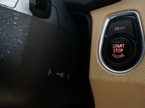 Used 2016 BMW 340i xDrive Sedan image 23