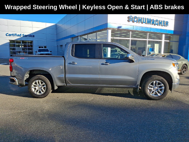 Used 2024 Chevrolet Silverado 1500 LT AWD/4WD image 10