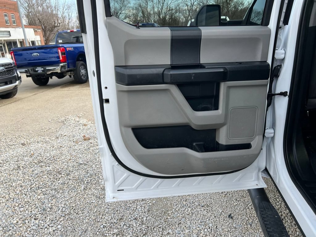 Used 2020 Ford F350 XL w/ Power Equipment Group AWD/4WD image 15