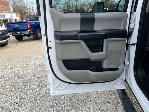 Used 2020 Ford F350 XL w/ Power Equipment Group image 15