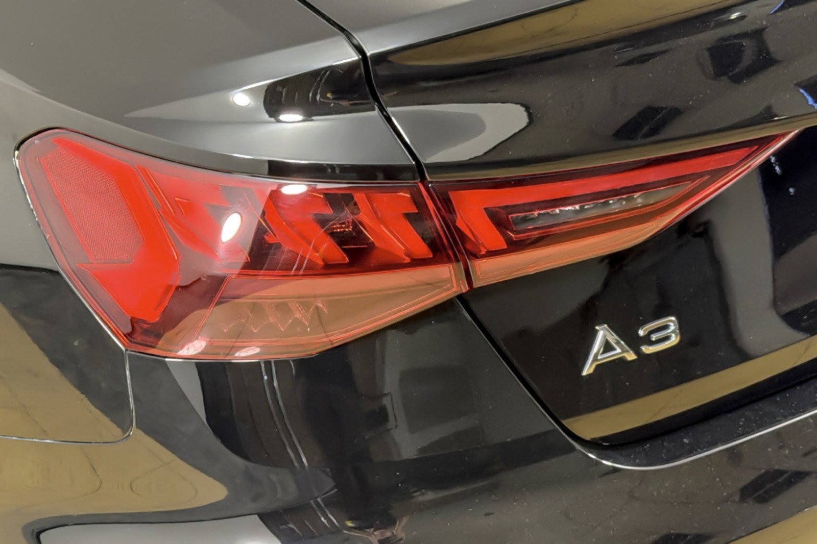 Used 2023 Audi A3 2.0T Premium w/ Convenience Package AWD/4WD image 25