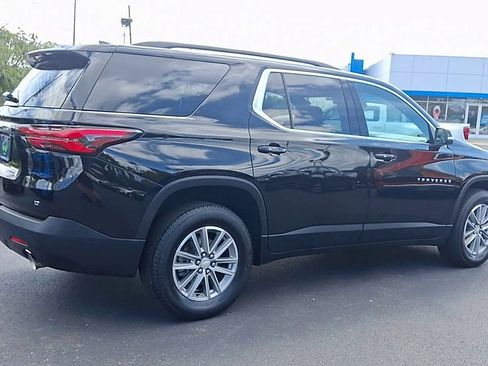 Certified 2023 Chevrolet Traverse LT image 9