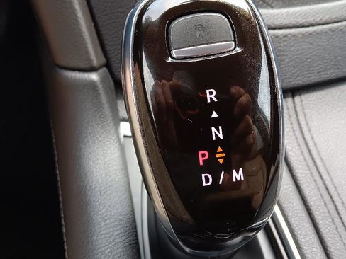 Used 2021 Cadillac XT5 Premium Luxury w/ Platinum Package image 25