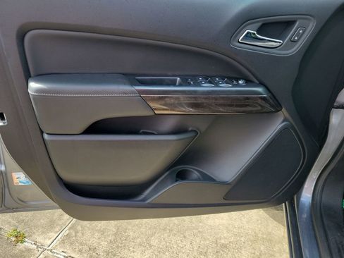 Used 2018 GMC Canyon SLE w/ Trailering Package RWD image 12
