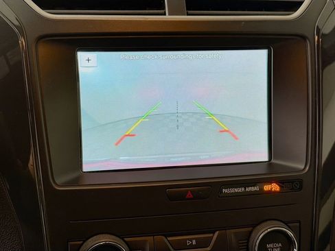 Used 2018 Ford Explorer XLT w/ Equipment Group 201A image 17