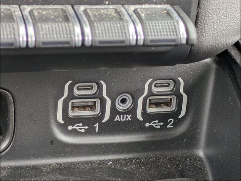 Used 2020 RAM 1500 Big Horn AWD/4WD image 27