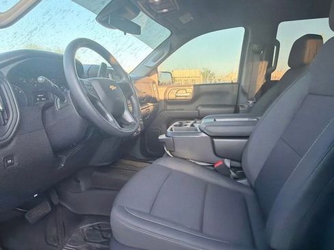 Used 2026 Chevrolet Silverado 1500 Custom RWD image 11