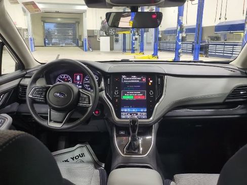 Certified 2025 Subaru Outback Premium image 6