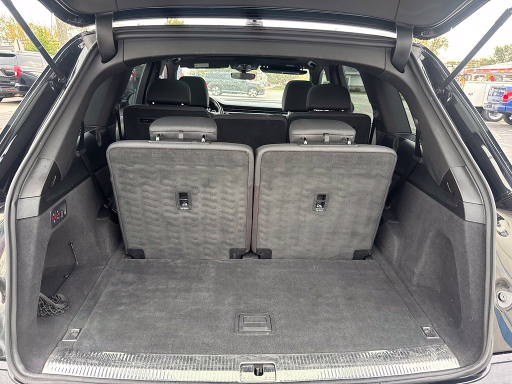 Used 2021 Audi Q7 3.0T Premium w/ Convenience Package AWD/4WD image 42