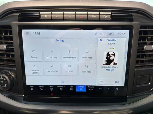 Used 2024 Ford F150 Lariat w/ FX4 Off-Road Package image 33