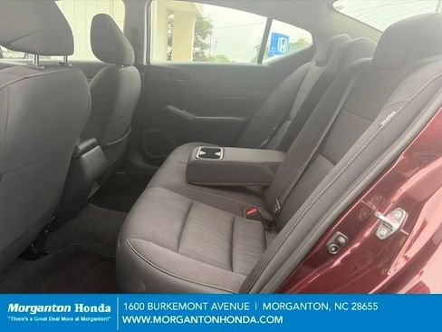 Used 2025 Nissan Altima 2.5 SV FWD image 20