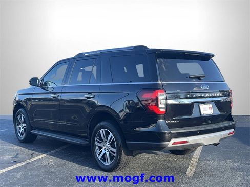 Used 2024 Ford Expedition Limited image 2