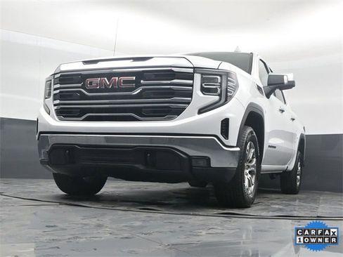 Used 2024 GMC Sierra 1500 SLT image 43