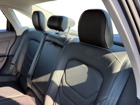 Certified 2023 Volkswagen Jetta SEL FWD image 16