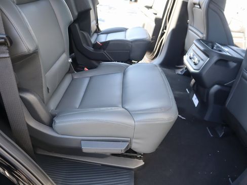 New 2026 Ford Expedition Active image 16