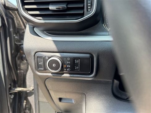 Used 2023 Ford Explorer XLT w/ Equipment Group 202A image 14